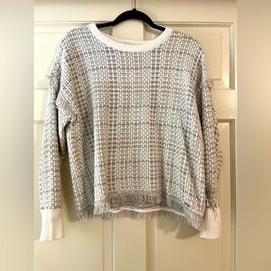 DKNY long sleeve pullover sweater metallic grey/cream.